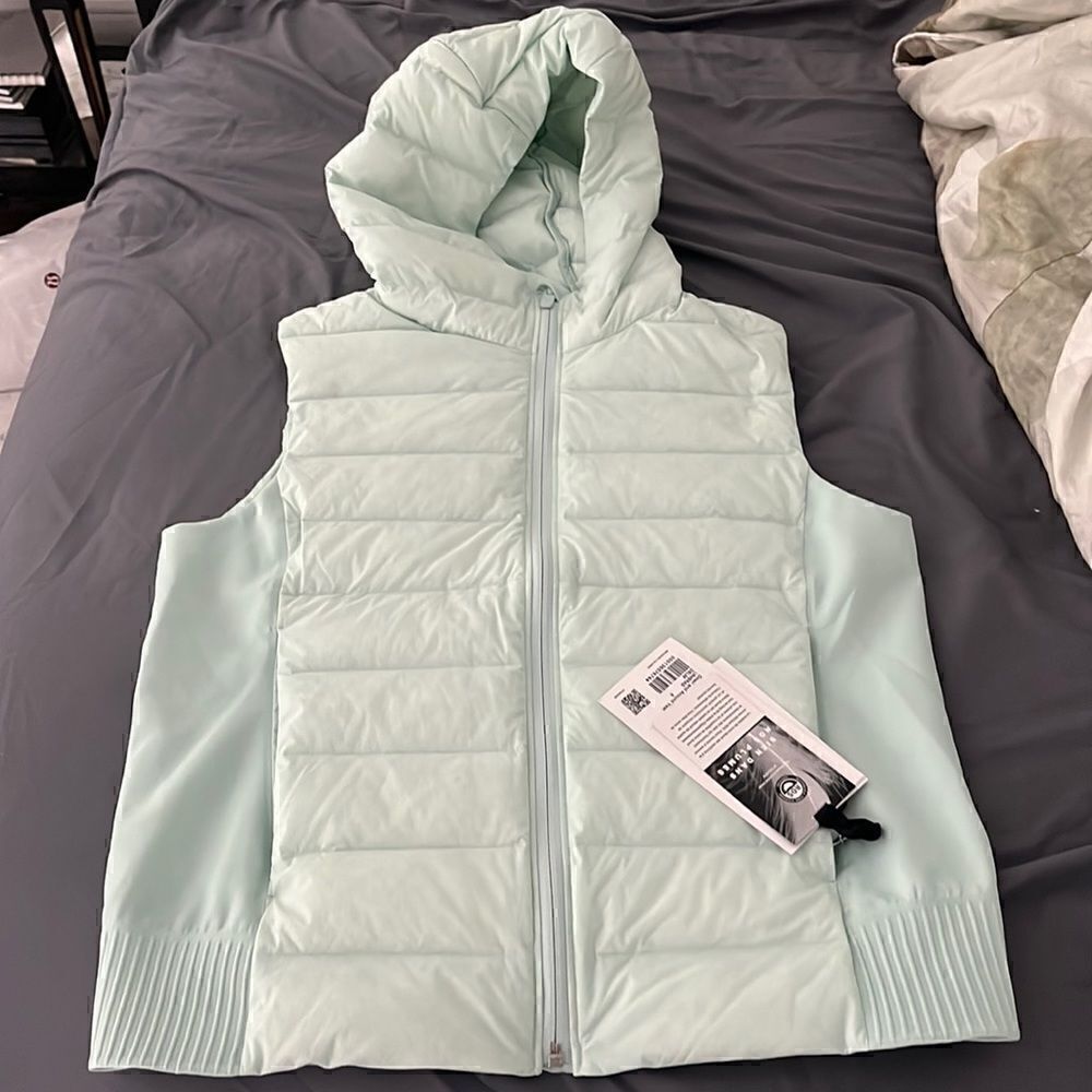 NWT Lululemon Dawn and Around Vest / Color: Delicate Mint / Size: 6